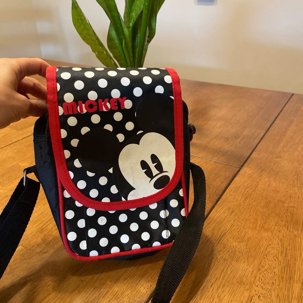 Small One-Shoulder Cartoon Disney Mickey Mouse Crossbody Bag - Zipper Closure‎